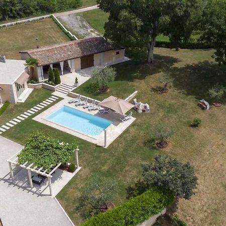 Villa Viscum In Central Istria For 8 Persons With Large Garden - Pet Friendly พาซิน ภายนอก รูปภาพ