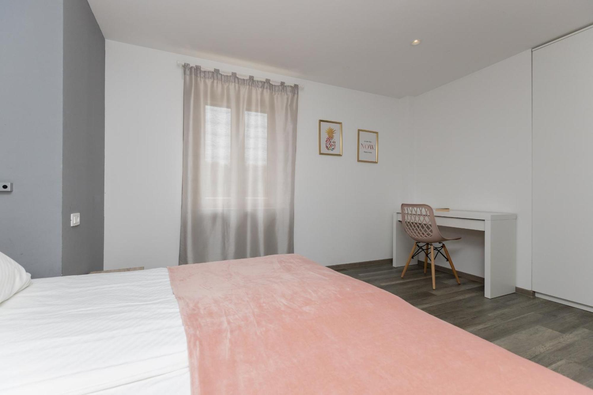 Villa Viscum In Central Istria For 8 Persons With Large Garden - Pet Friendly พาซิน ภายนอก รูปภาพ